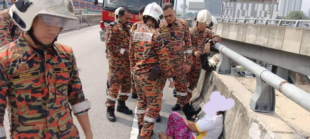 Bukan bunuh diri, wanita duduk di struktur jejambat tidak sihat mental
