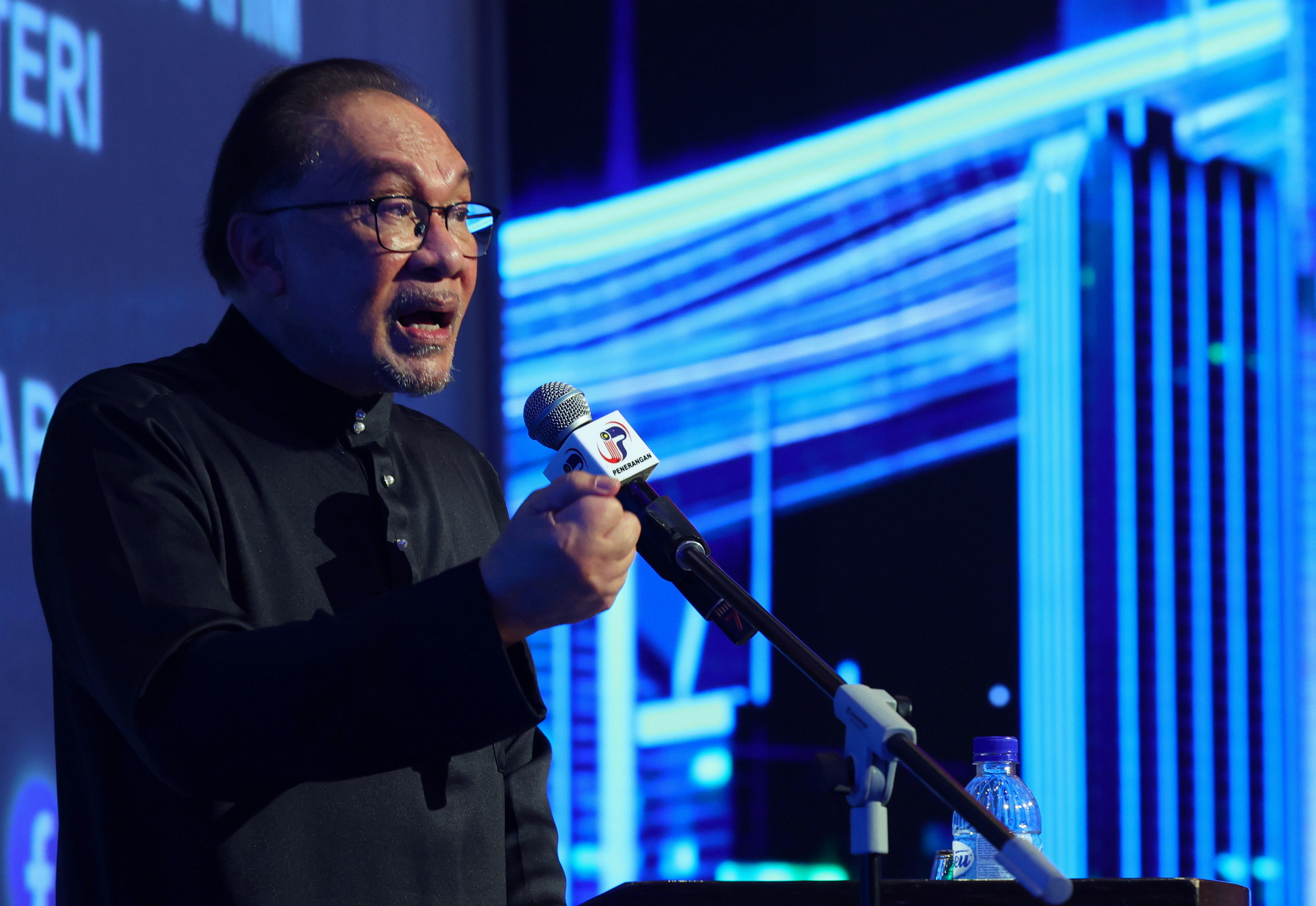 Anwar calls for empowerment of global south