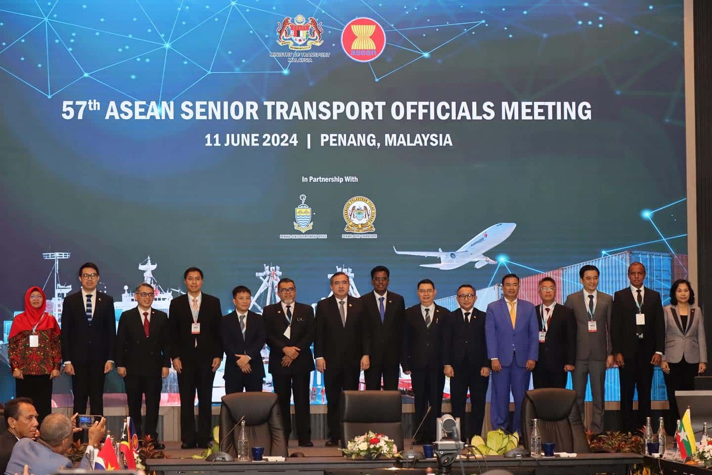 长巴与校车享补贴无涨价理由   陆兆福：旅巴没柴油卡