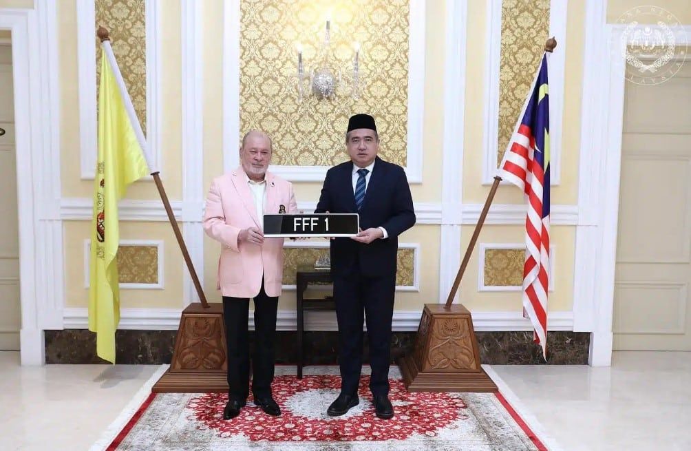 以175万标得FFF 1车牌 元首冀善用此款项助民