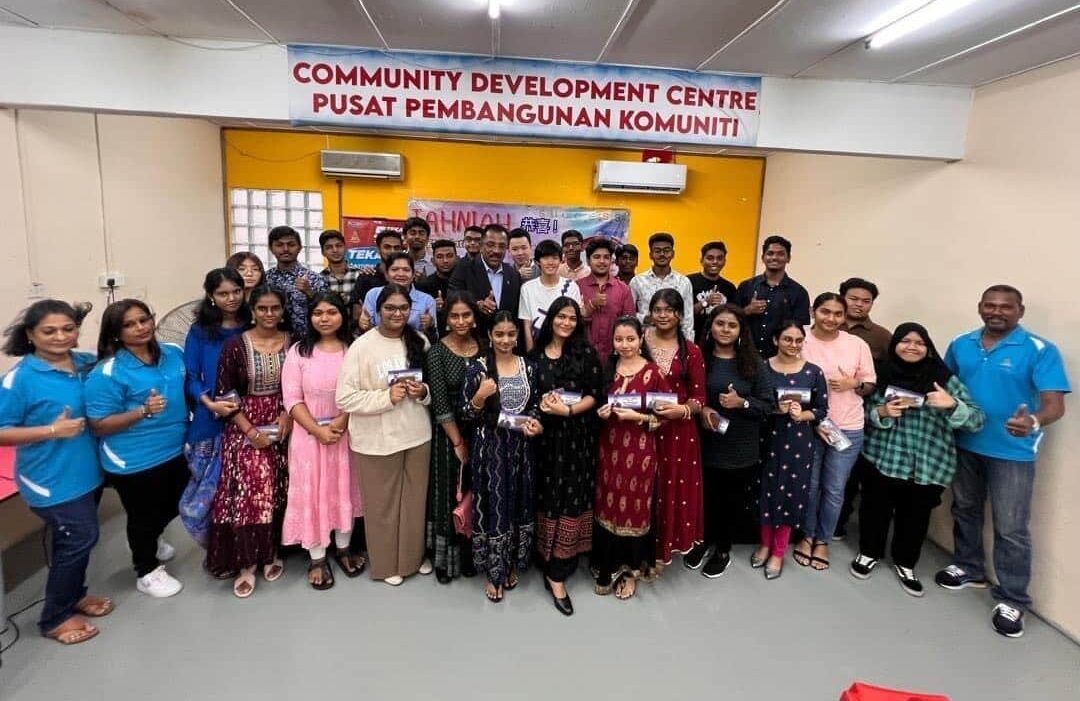 31 சிறந்த எஸ்பிஎம் மாணவர்களுக்குப் பாராட்டு விழா - செந்தோசா தொகுதி