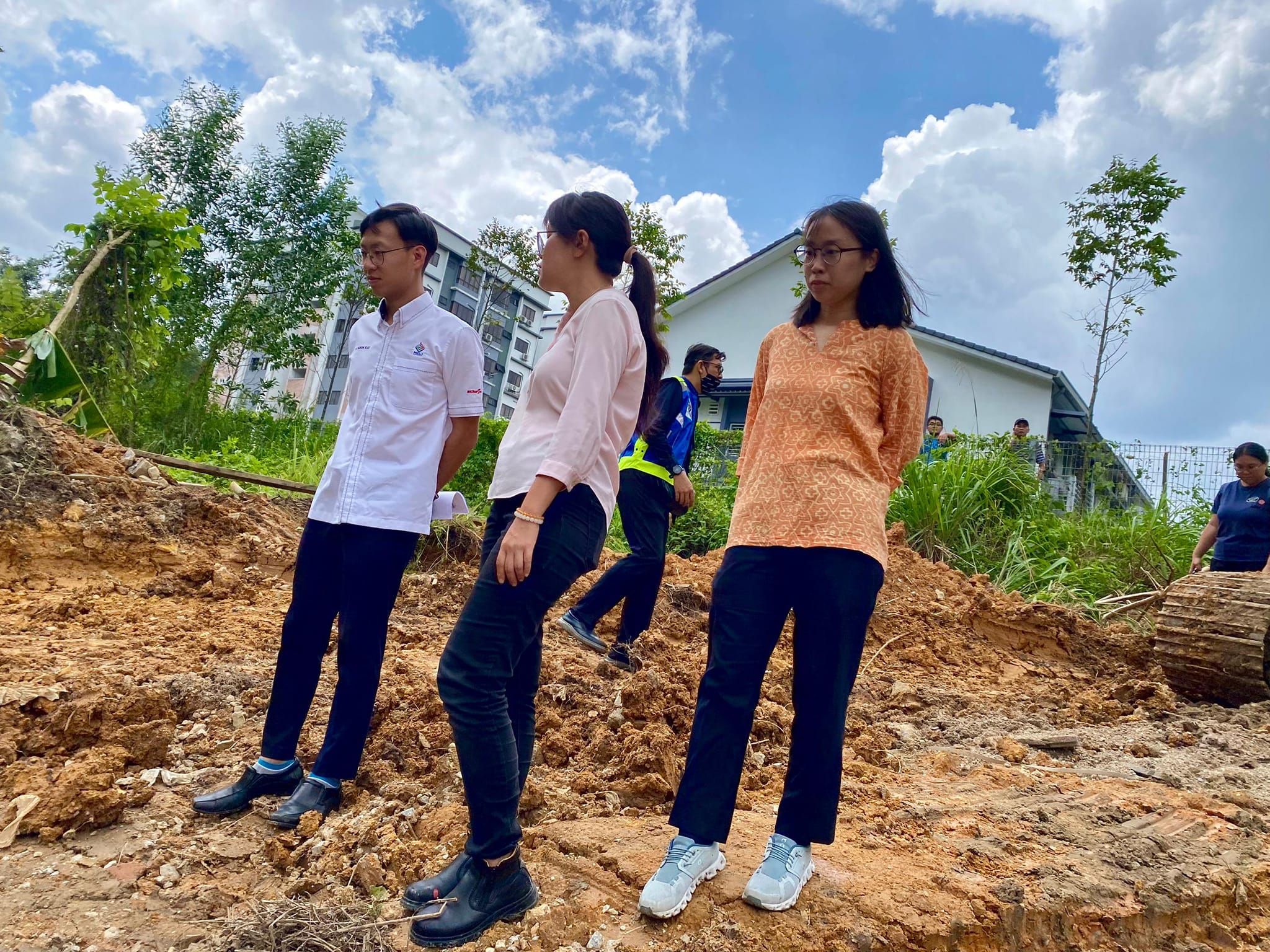 安宁5/1路闪电水灾  王诗棋携各造实地考察寻策