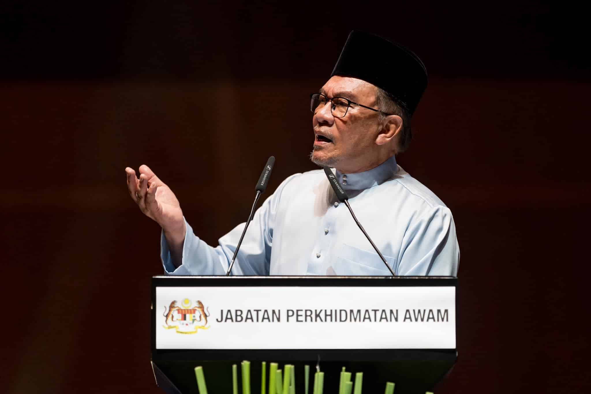 Malaysia won’t hire Singaporean English teachers, they are volunteers — PM