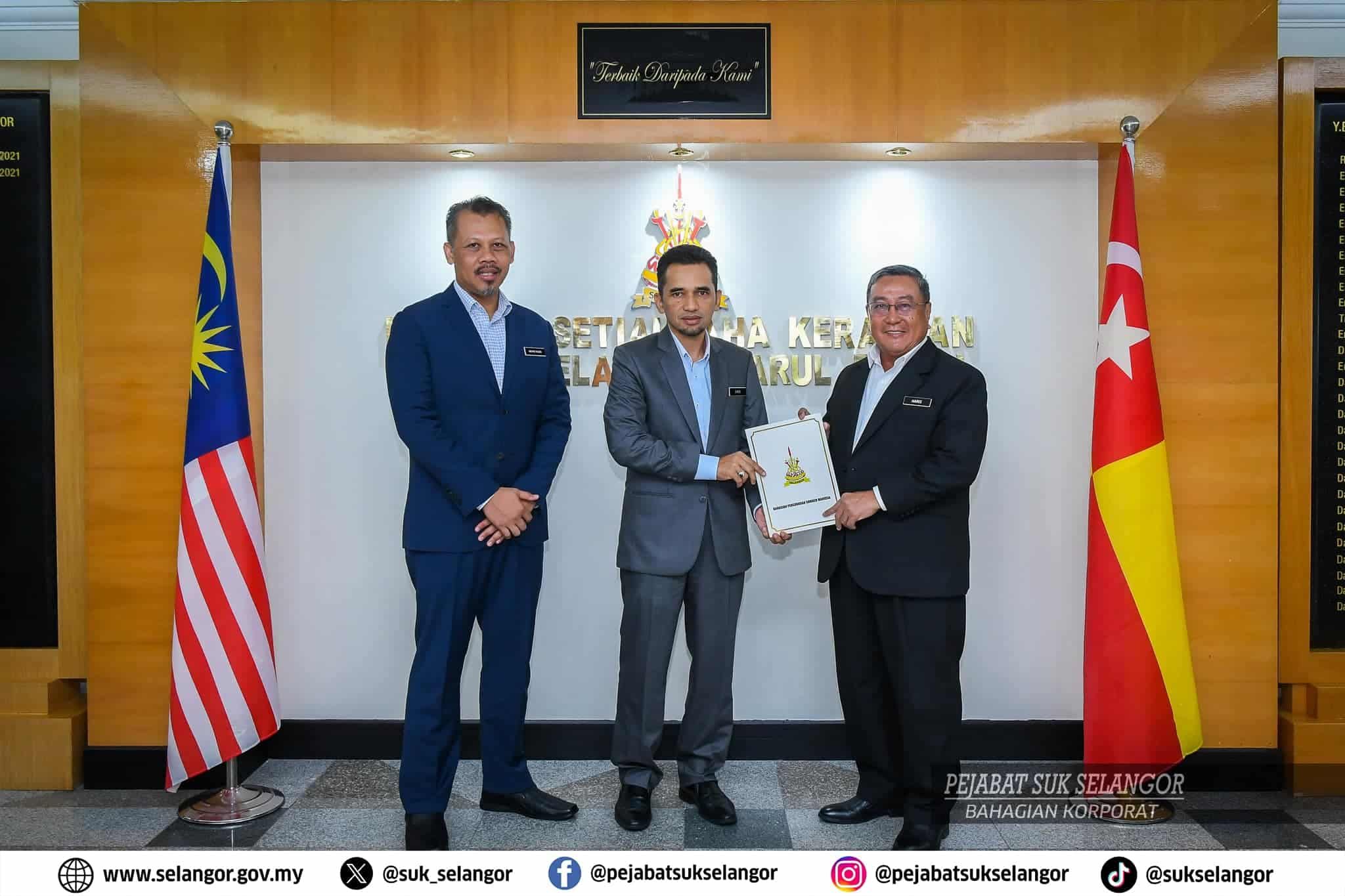 巴生新县长安里上任