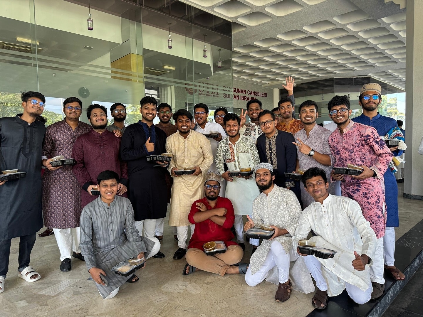 Queen presents Aidiladha goodies to UTM Johor Bahru students