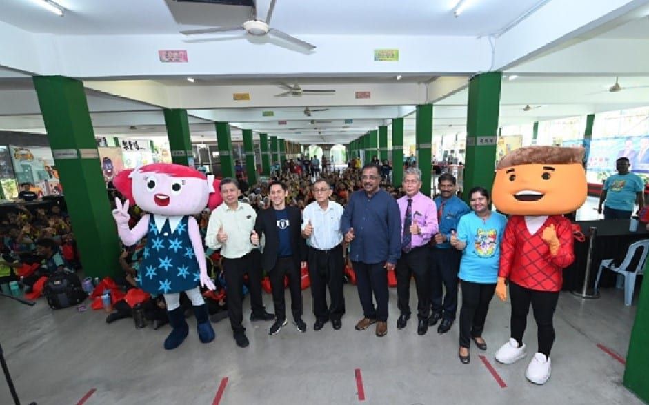 巴生700小学生参与“Cha-Ching嘉年华”学习理财