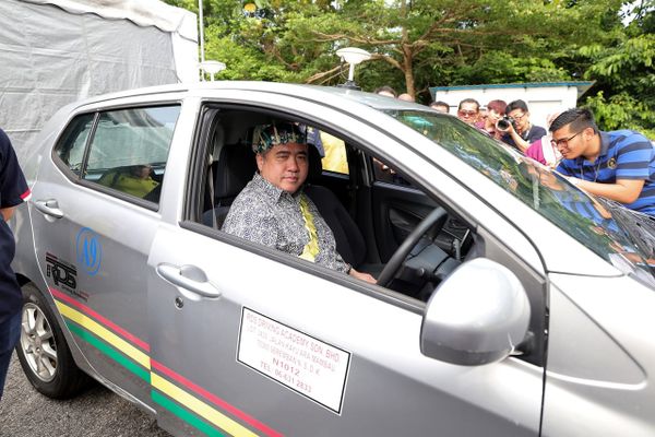 委供应商负责电动车牌号 交长:现有车主可选择保留