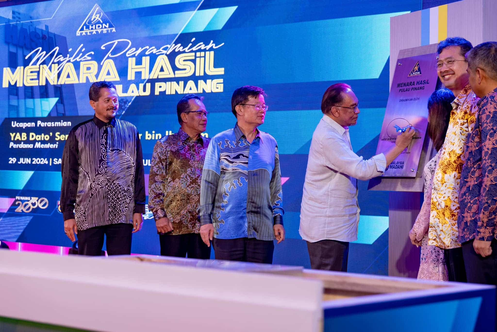 合理化RON95补贴？ 安华：政府未定夺