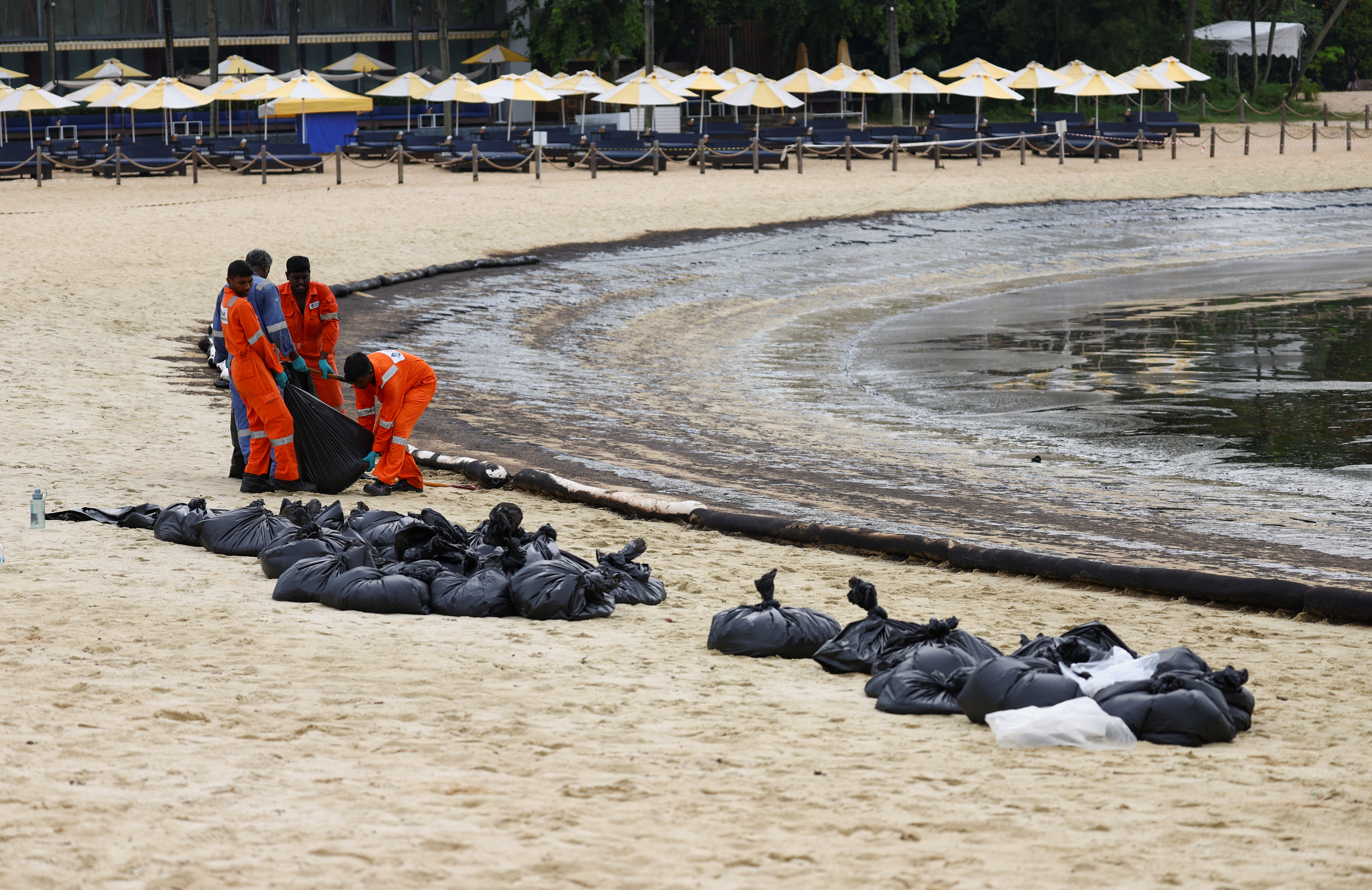Singapore authorities in contact with Malaysian counterparts over oil spill