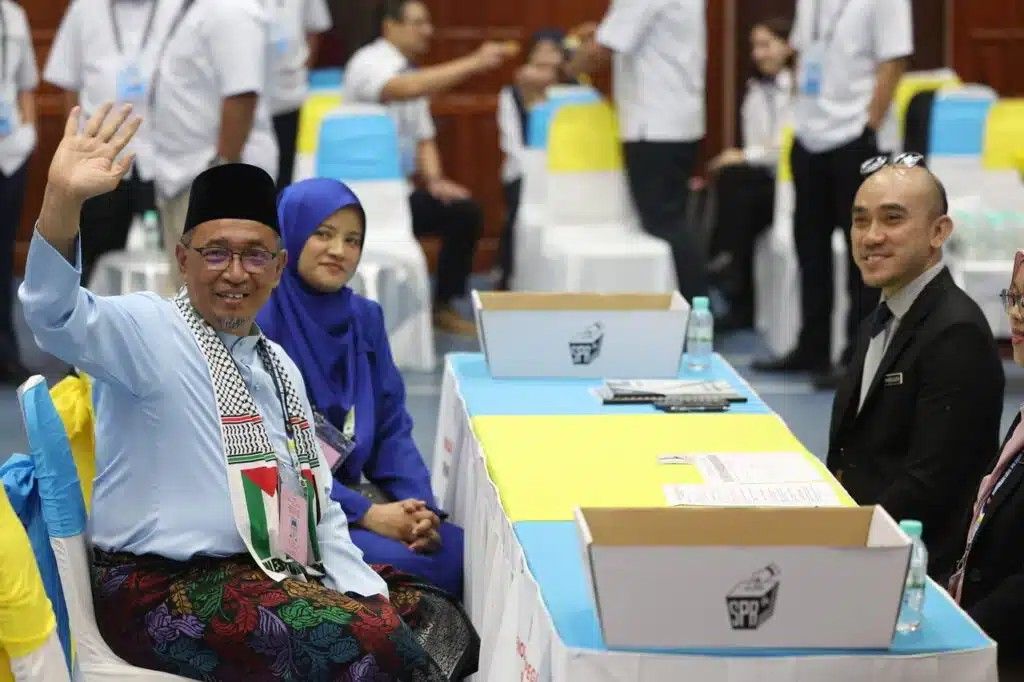 சுங்கை பாக்காப் இடைத் தேர்தல்- ஹராப்பான்-பெரிக்கத்தான் நேஷனல் இடையே நேரடிப் போட்டி