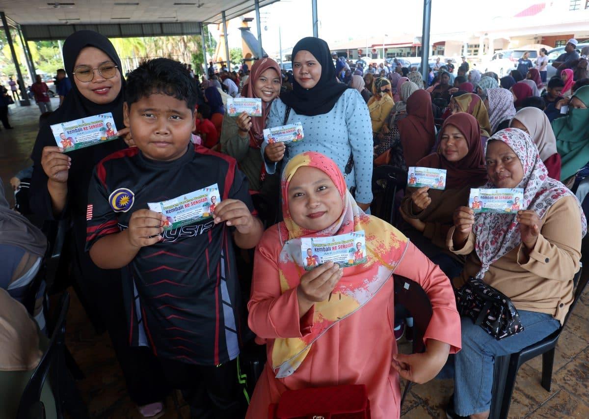 Agihan hampir selesai, MBI terus bantu pelajar kurang mampu