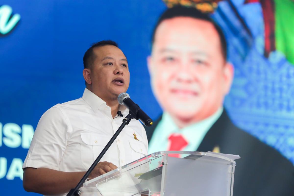 Exco declares solidarity with Selangor FC, pledges half his salary