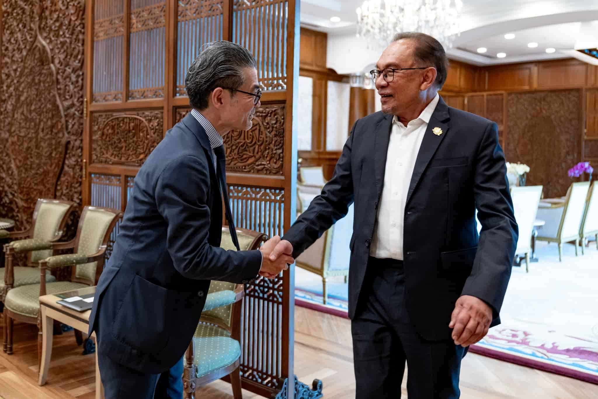 Forbes puji Anwar, usaha tarik pelaburan beri kesan ketara ekonomi negara