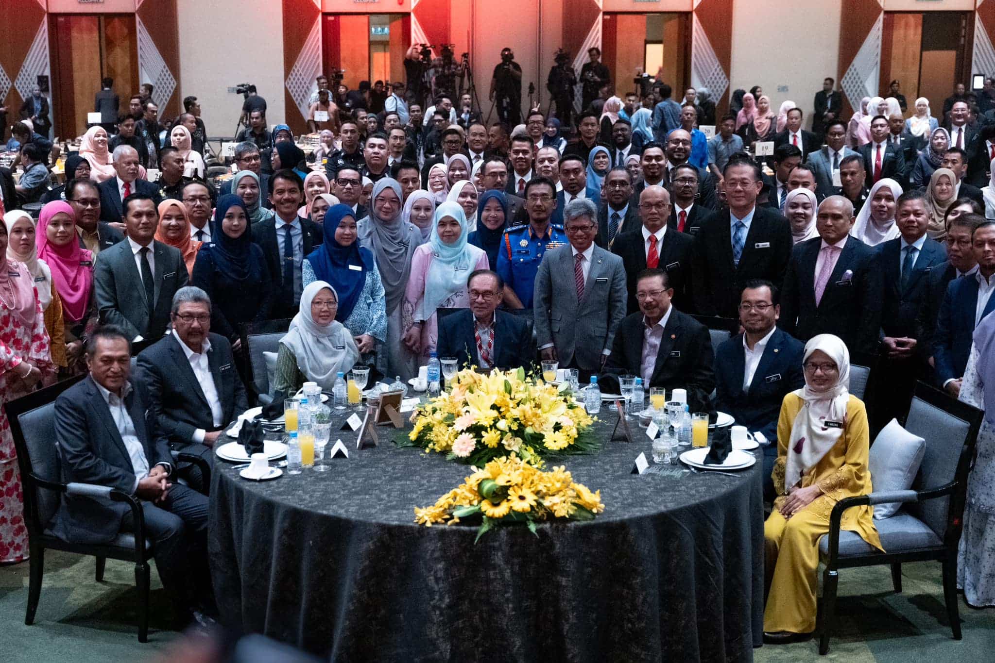 PM rai 1,019 warga JPM cemerlang, pesara di majlis apresiasi