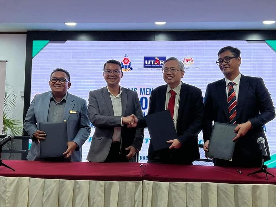 李健聪.灵市政厅.优大签备忘录  研究公交第1里路和最后1里路衔接