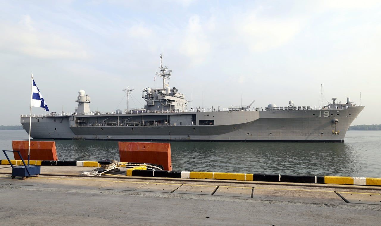 美国海军蓝岭号到访巴生港口 象征马美逾65年区域安全互动