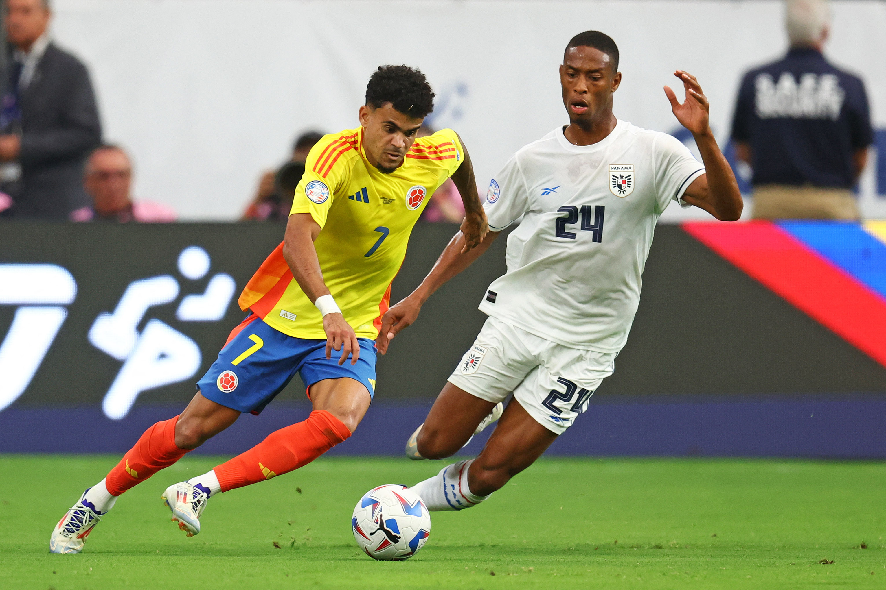 Colombia through to Copa America semi-finals with 5-0 thrashing of Panama