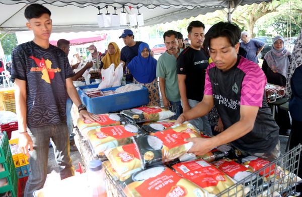 Lembah Jaya, Tanjong Sepat antara empat lokasi jualan murah esok