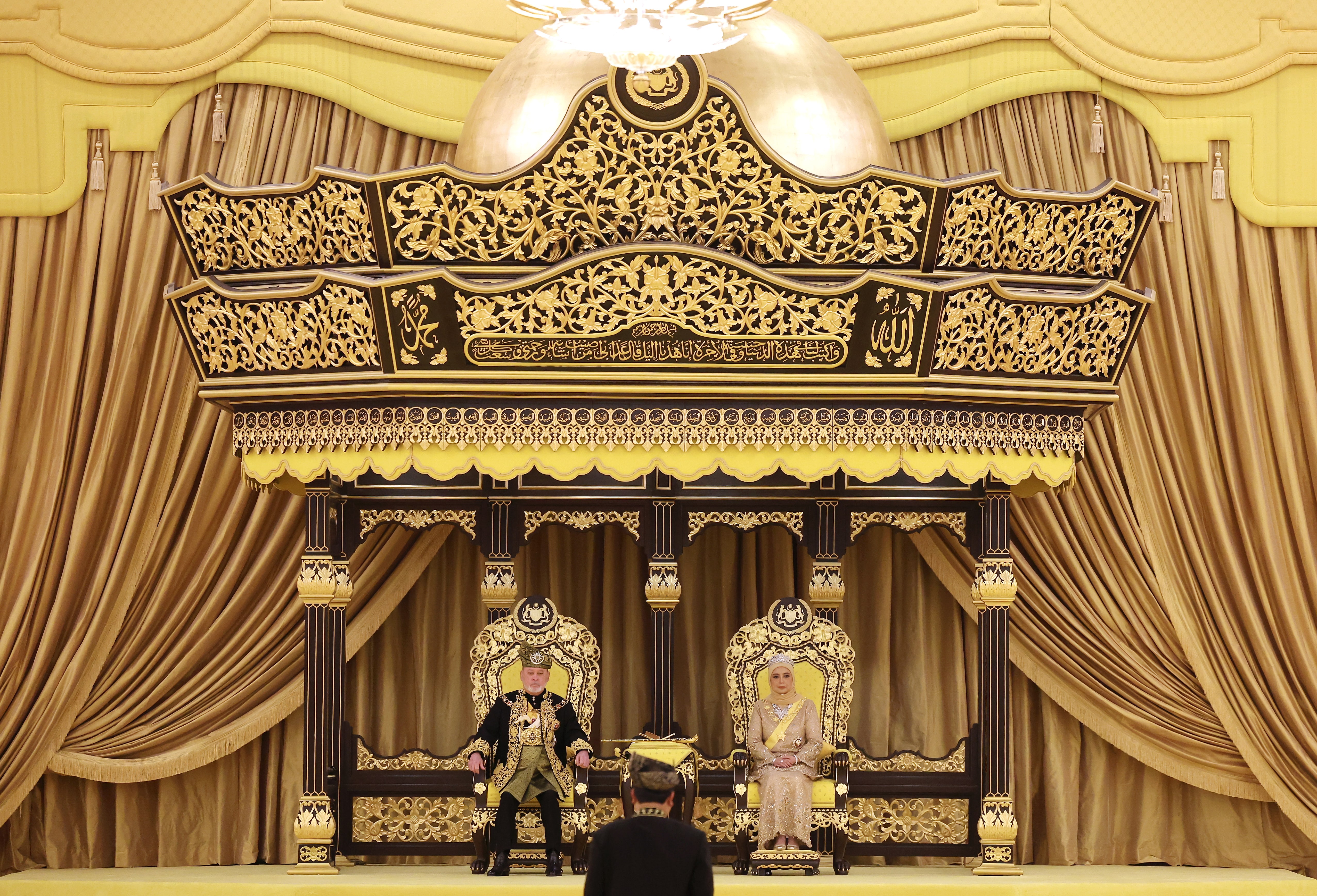 Sultan Ibrahim berkenan ke istiadat pengurniaan darjah kebesaran