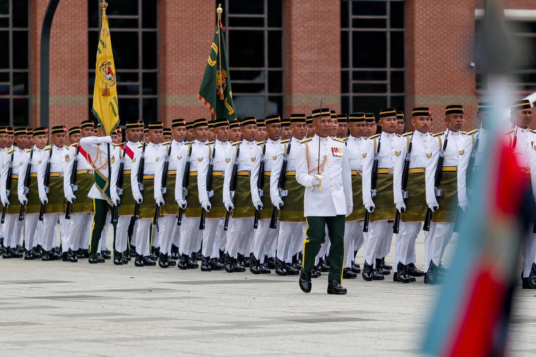 PM wishes Happy Warriors' Day to all national heroes