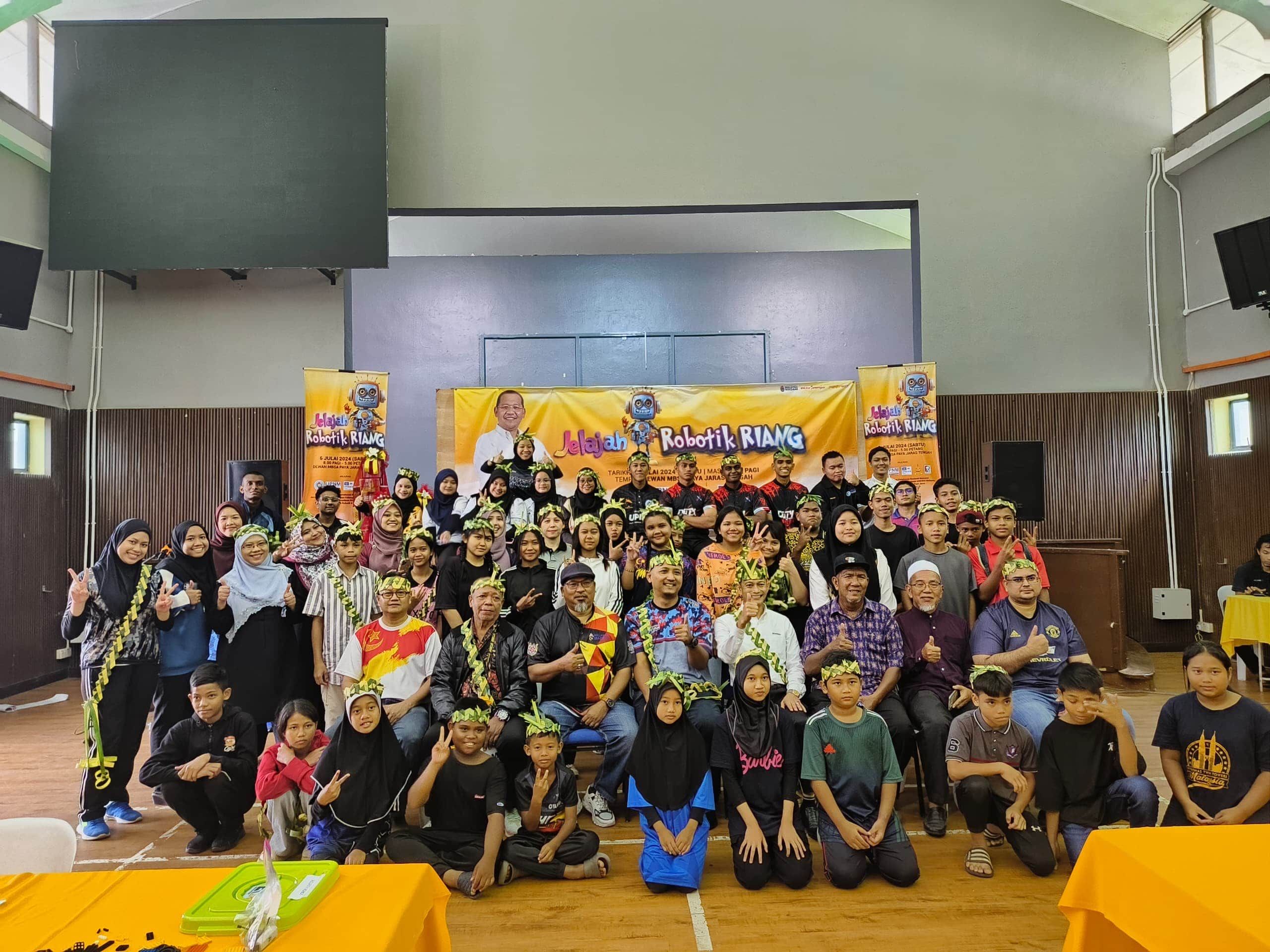 Anjur program robotik, dedah teknologi AI kepada masyarakat Orang Asli