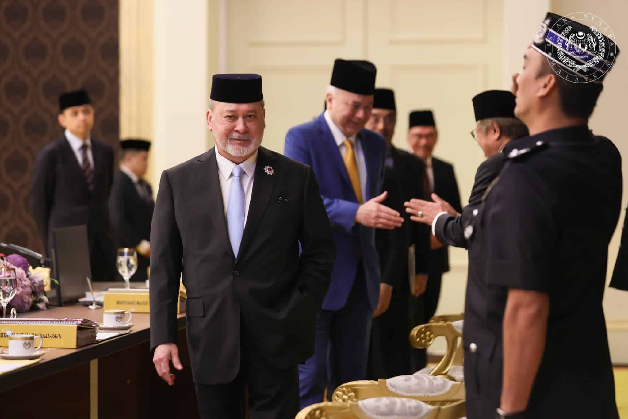 国家元首出席统治者会议