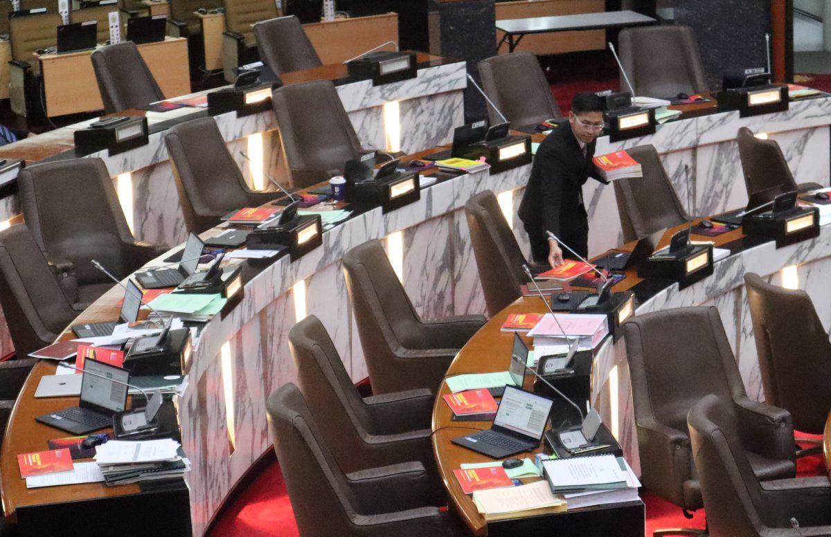 Buku dasar, pelan tindakan wanita Selangor diedar di Dewan Negeri