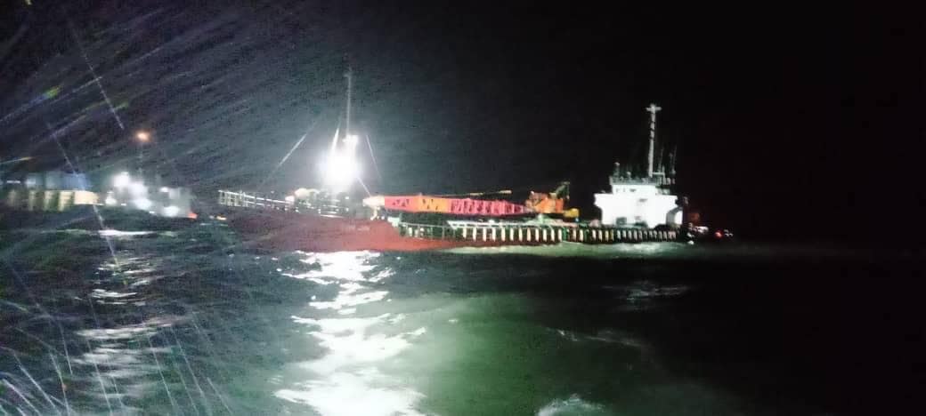 Cargo ship sinks off Sepang, 10 crew members including captain rescued