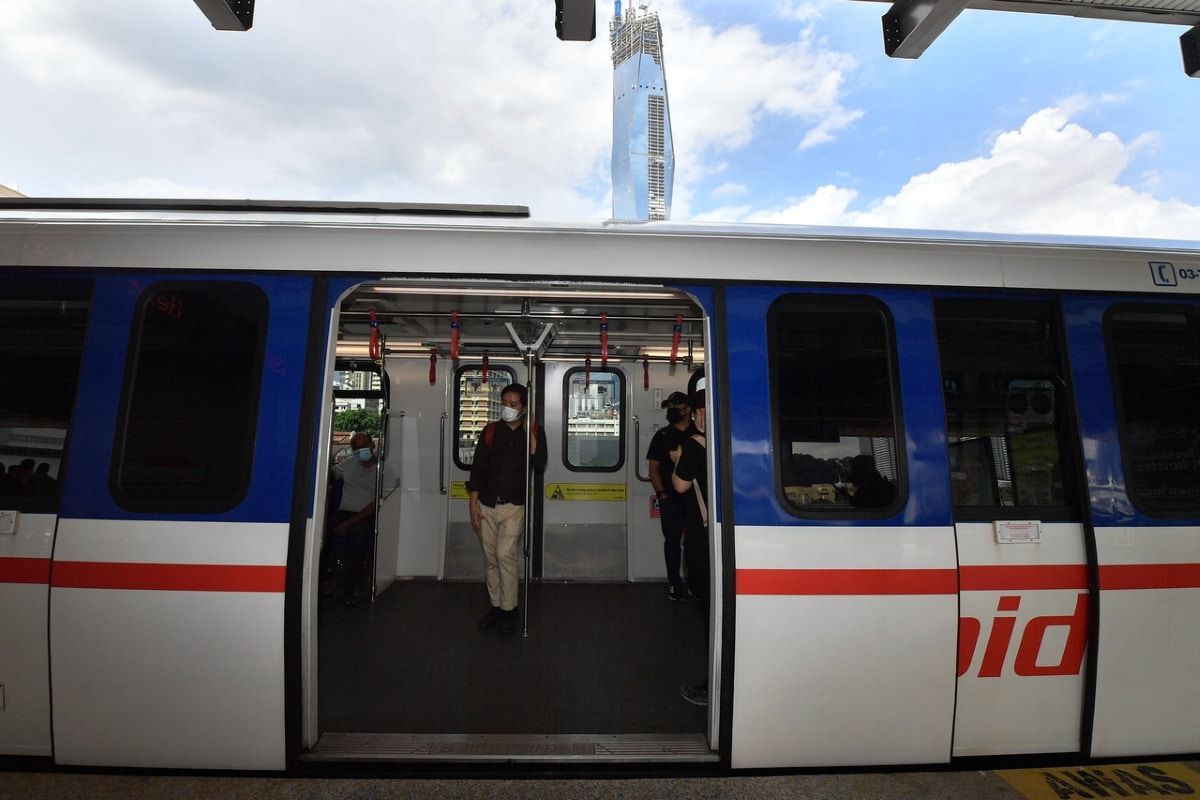 国家基建公司人道援助视障男家属  承诺加强残疾乘客安全措施