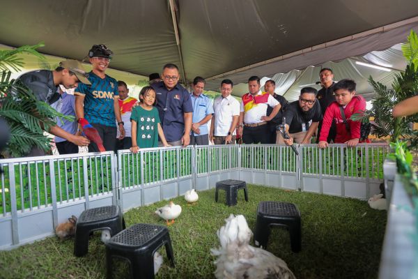 社区睦邻活动效果理想 大臣:雪州拟扩至10地点举办