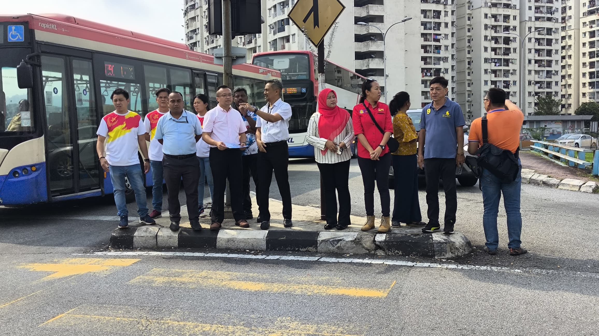 班登乌达玛-班登美华路交界 明起局部关闭2通道