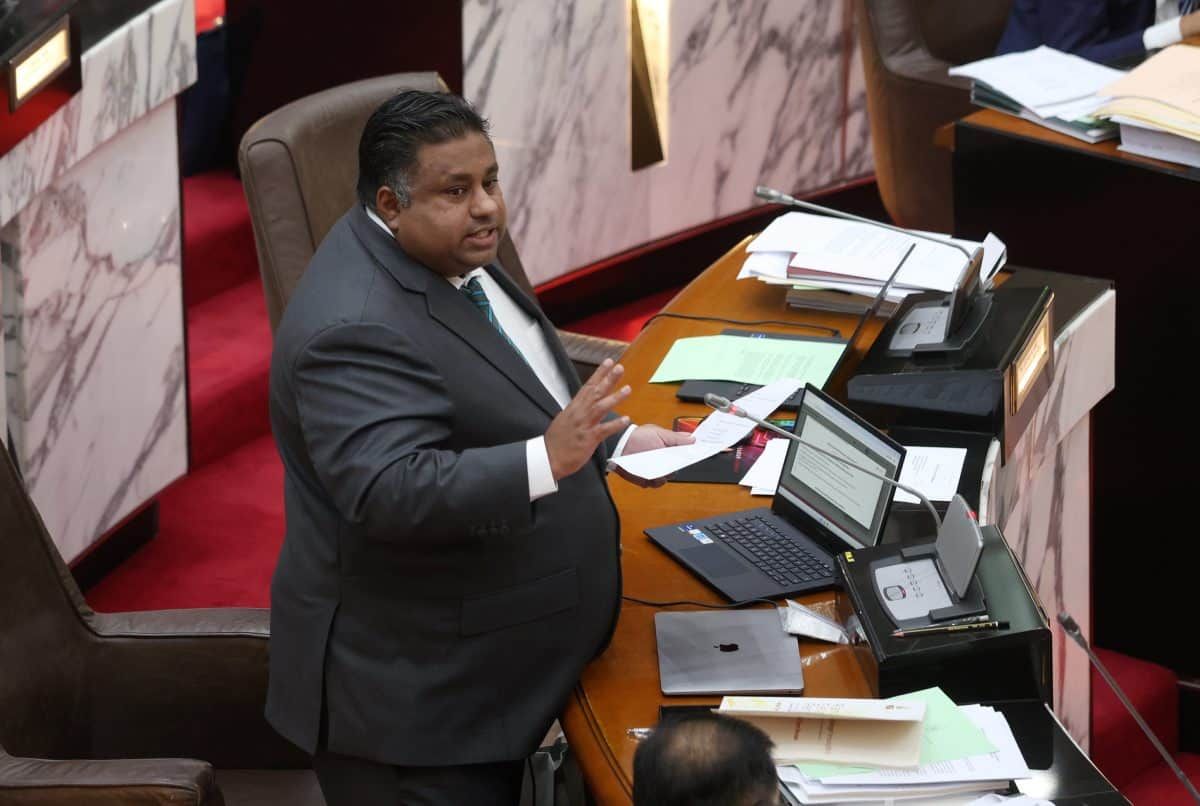 சிலாங்கூரில் ஆறு புதிய நெடுஞ்சாலைகள் அமைக்கும்  திட்டம் மீது விளக்கம்