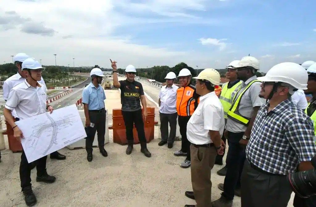 பத்தாங் காலி-கெந்திங் சாலை போக்குவரத்துக்கு திறக்கப்பட்டது- 10,000 பேர் பயனடைவர்