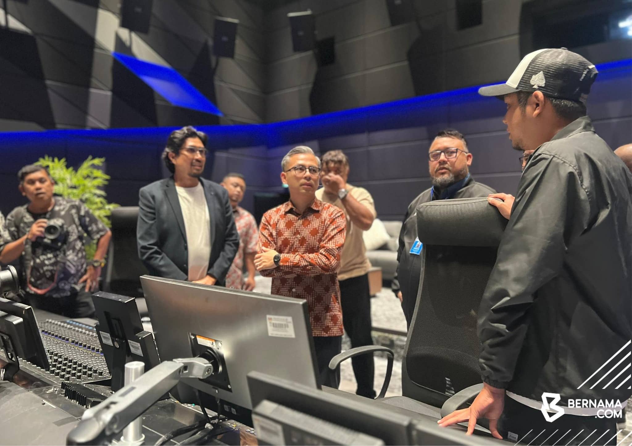 Buli Siber: Menteri jumpa penyedia platform media sosial hujung bulan ini
