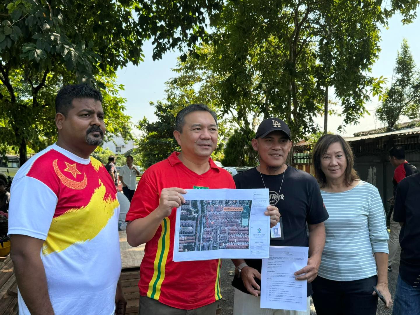 梳邦再也市厅拨25万建防洪墙 解决金銮花园2区水灾