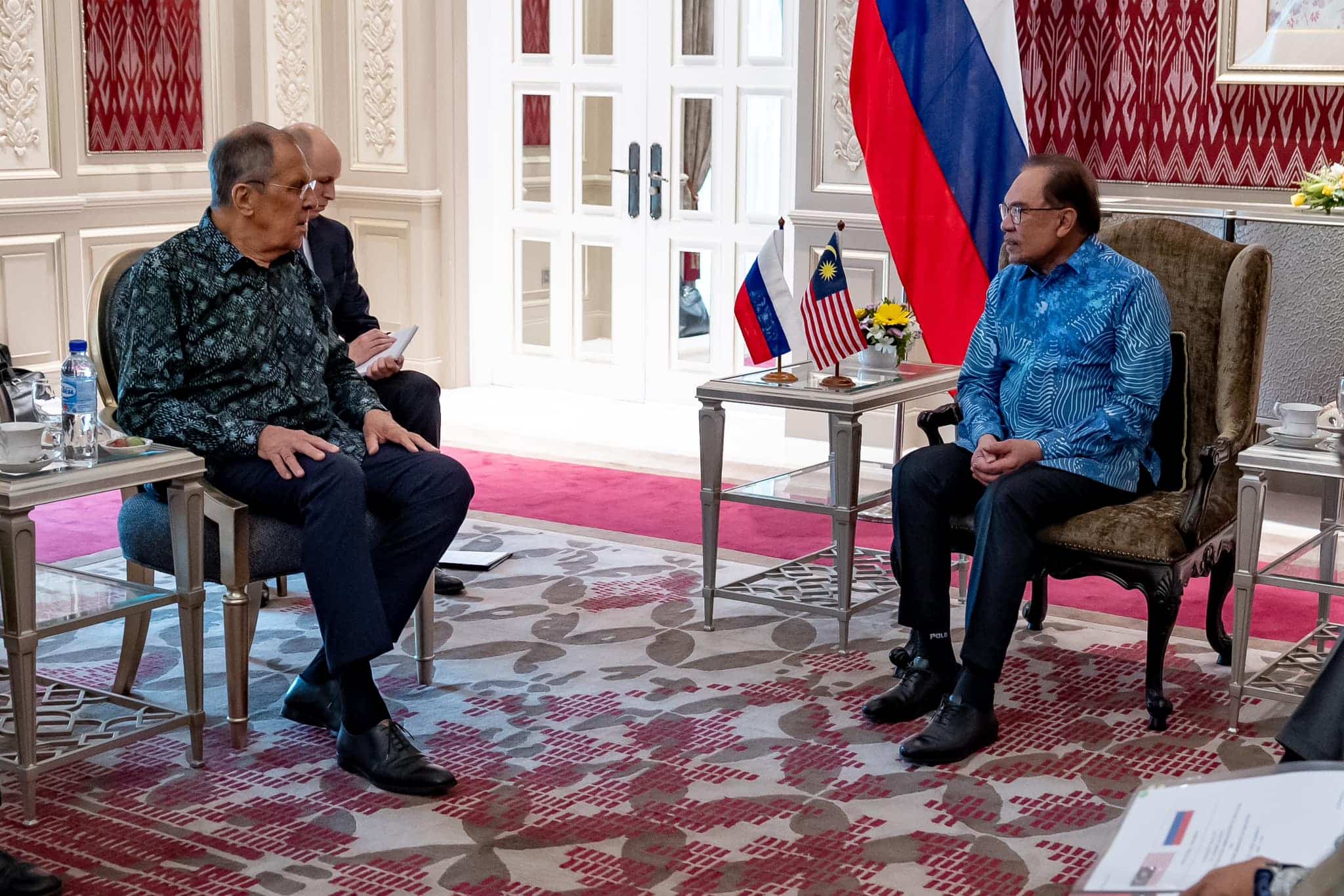 Anwar, Amirudin to visit Russia tomorrow