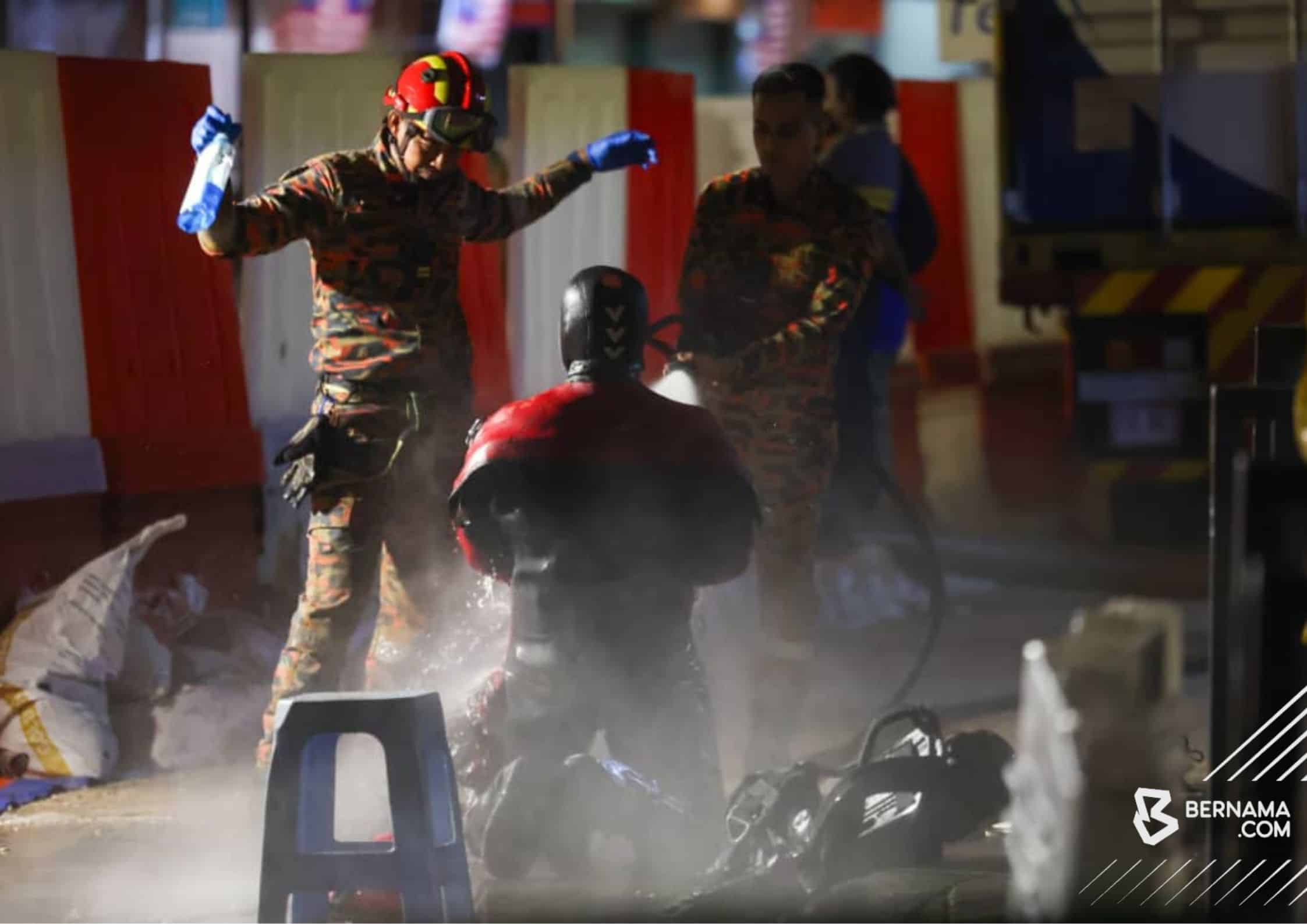 Jalan Masjid India sinkhole: Strong undercurrents hamper divers from reaching detected object