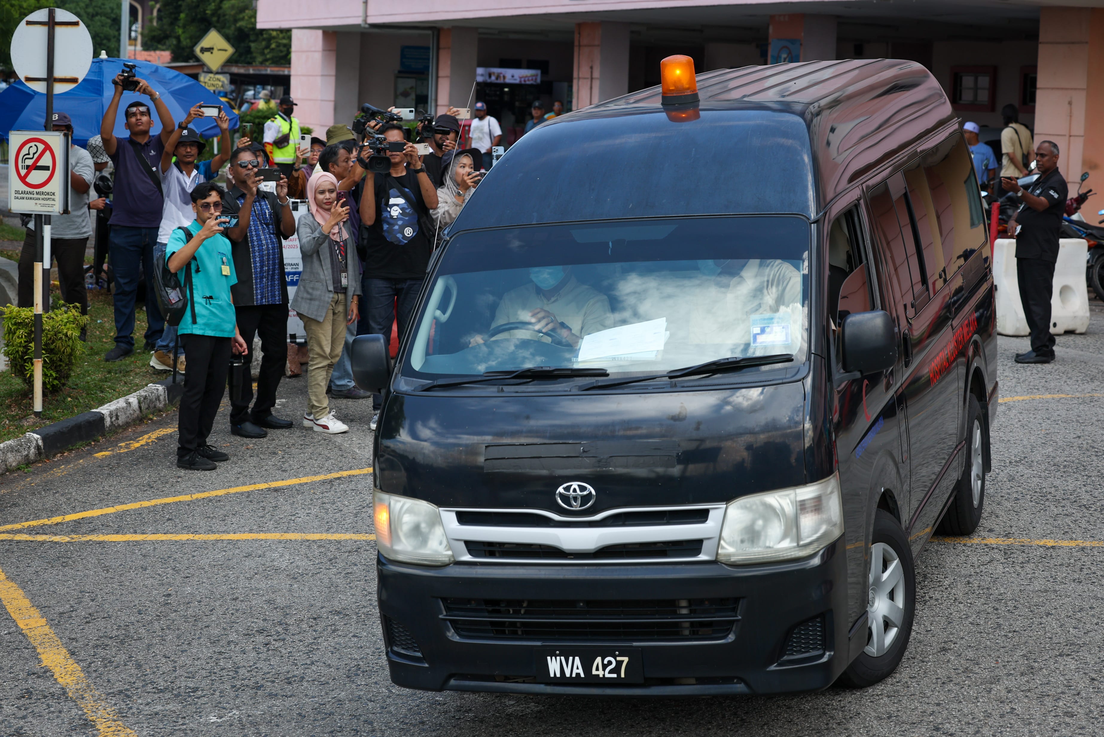 Jenazah Cikgu Istiqomah selamat dikebumikan di Pasir Mas