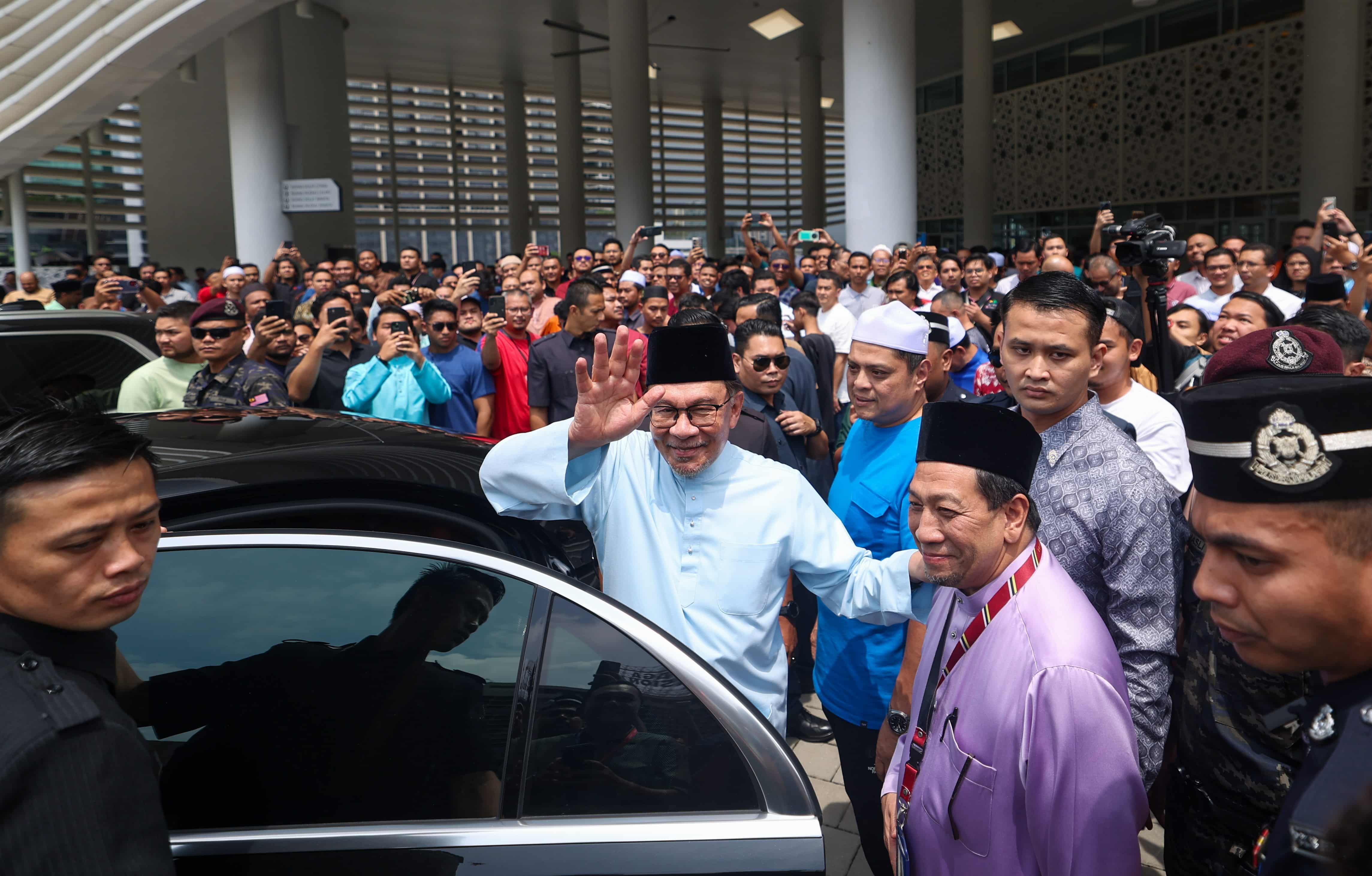 【士曼丹案】安华：政府尊重法庭判决惟忧严重影响