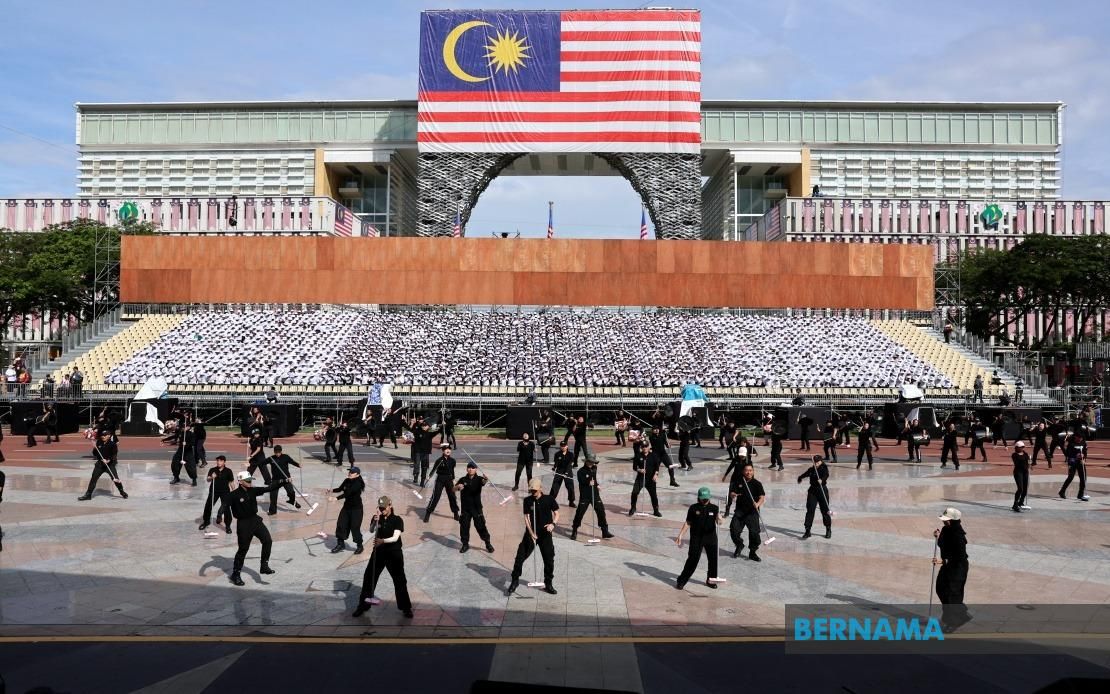 2024 National Day parade full rehearsal draws huge crowd