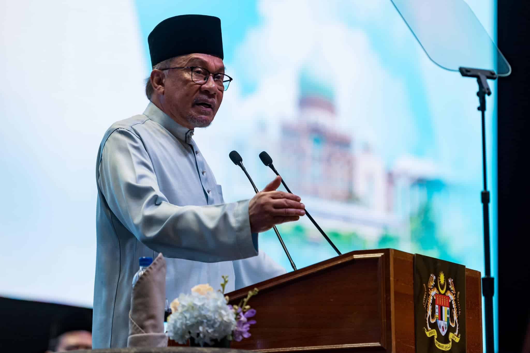 安华：印度科技业也录取文科生  要求大专开发非理工AI数码课程