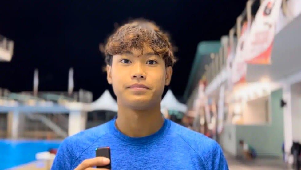 【第21届马运会】兑现对亡父的承诺 雪男泳将上台领金牌