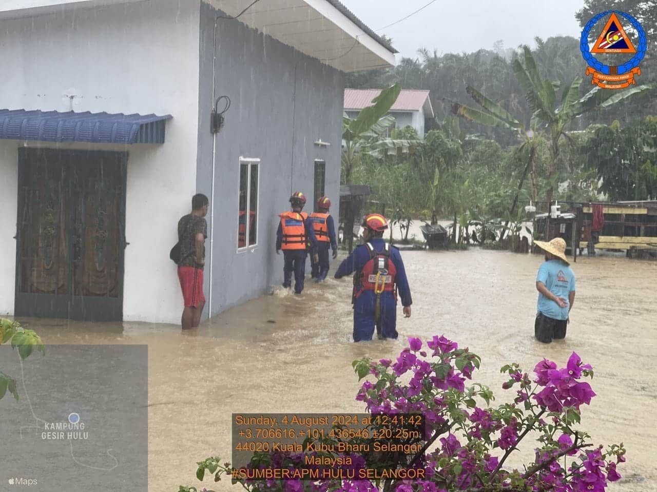 乌鲁安南6甘榜闪电水灾 143灾民撤离至疏散中心