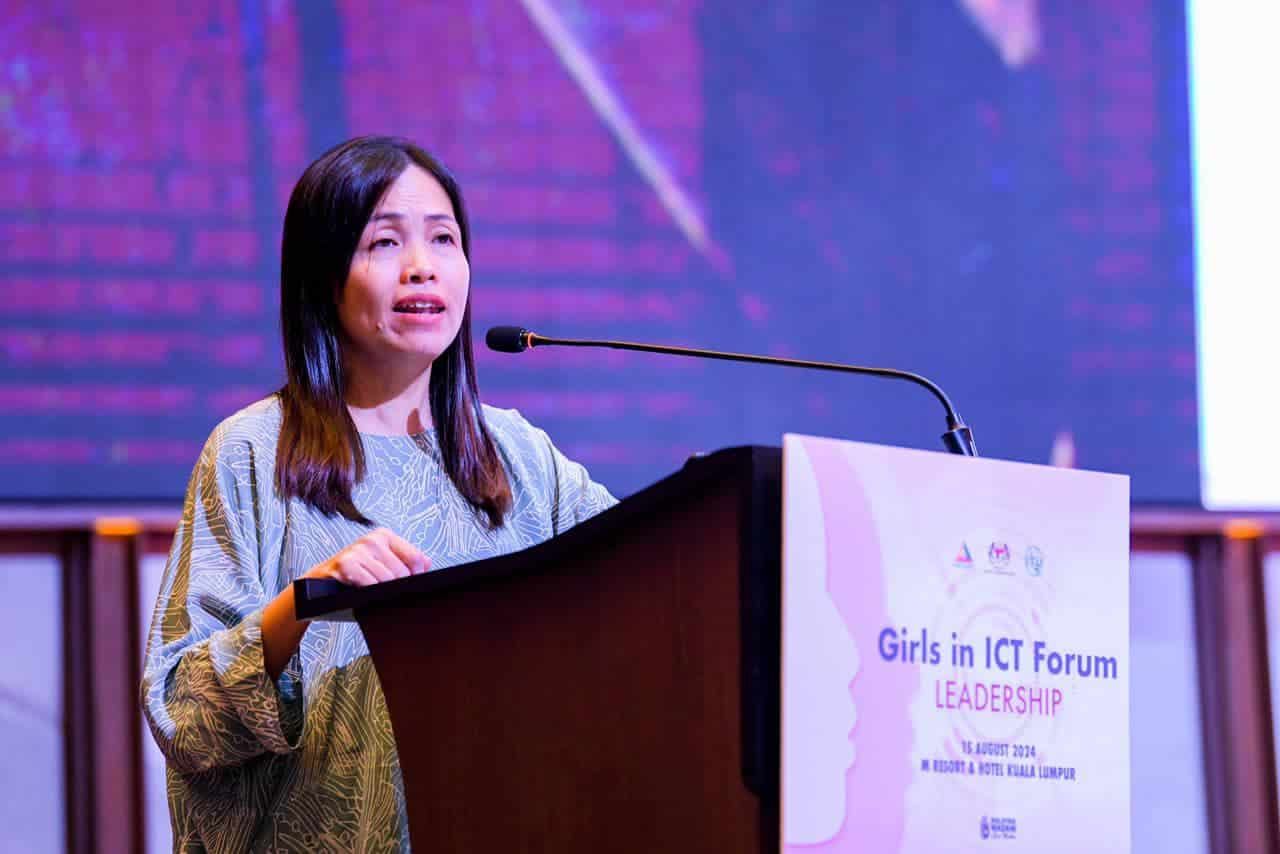 重视女性数码素养技能发展  张念群：为未来就业做好准备