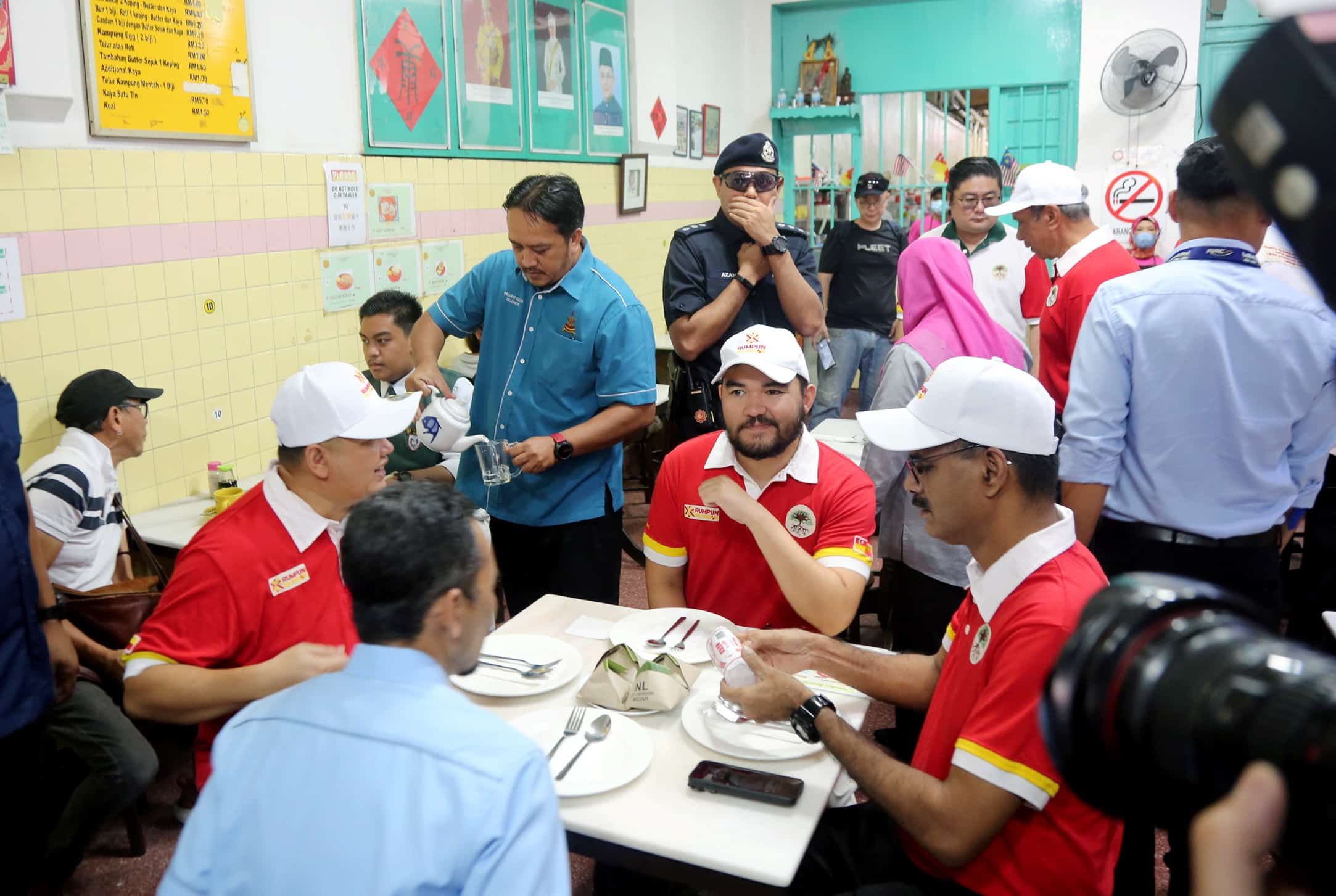 “雪州一家理念”巡展到巴生 王储与民互动盼促团结精神