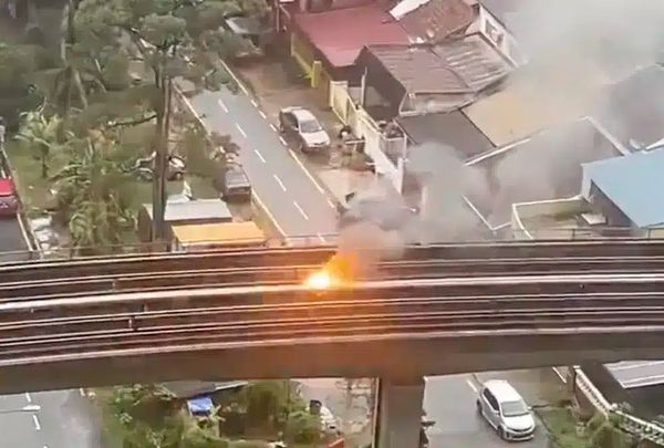 சிறிய தீ விபத்துக்குப் பிறகு ஸ்ரீ பெட்டாலிங் எல்ஆர்டி சேவை வழக்க நிலைக்கு திரும்பியது.