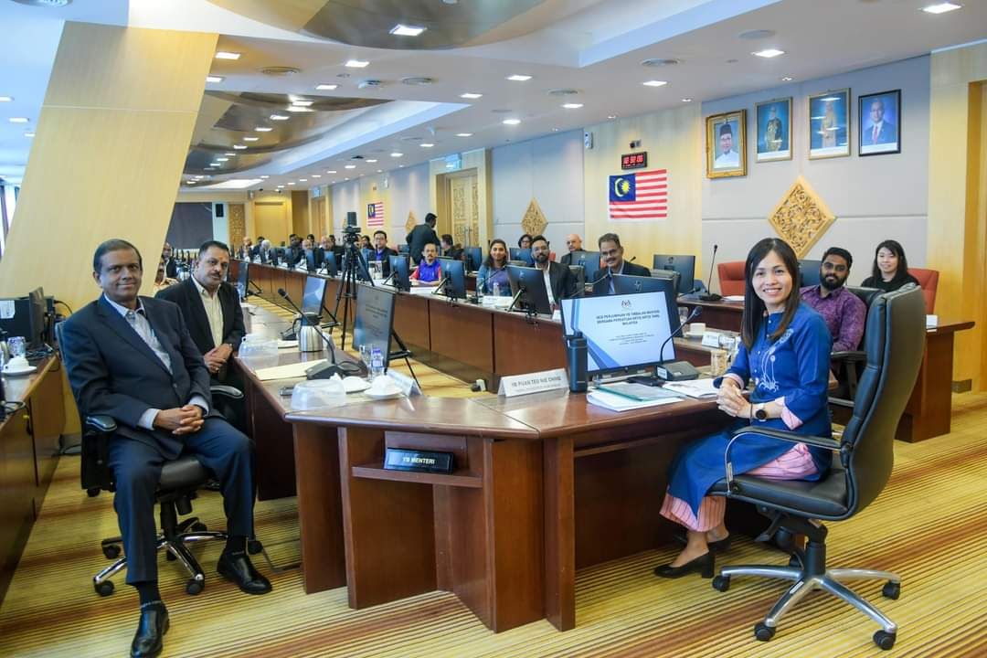 மலேசிய தமிழ்க் கலைஞர்களின் நலன் காக்கும் ஐந்து திட்டங்கள்- துணையமைச்சர் தியோ அறிவித்தார்