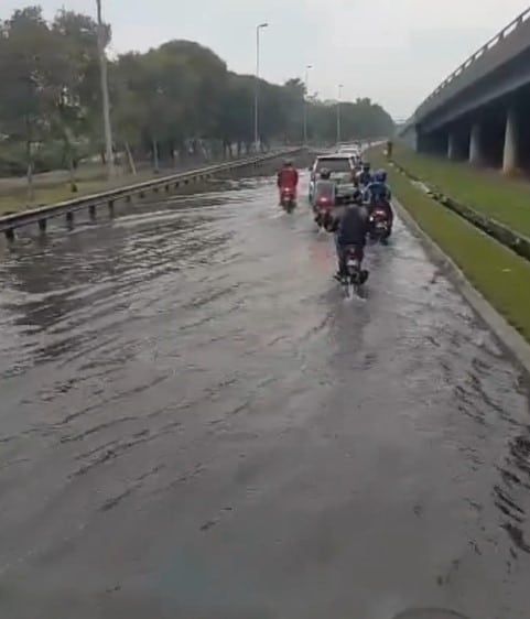 大涨潮淹没新北巴生大道  车龙延至5公里