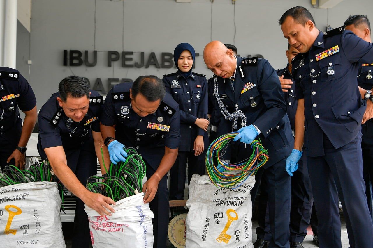 警方瓦解隆市偷电缆集团 逮捕7男助查. 其中3人有前科