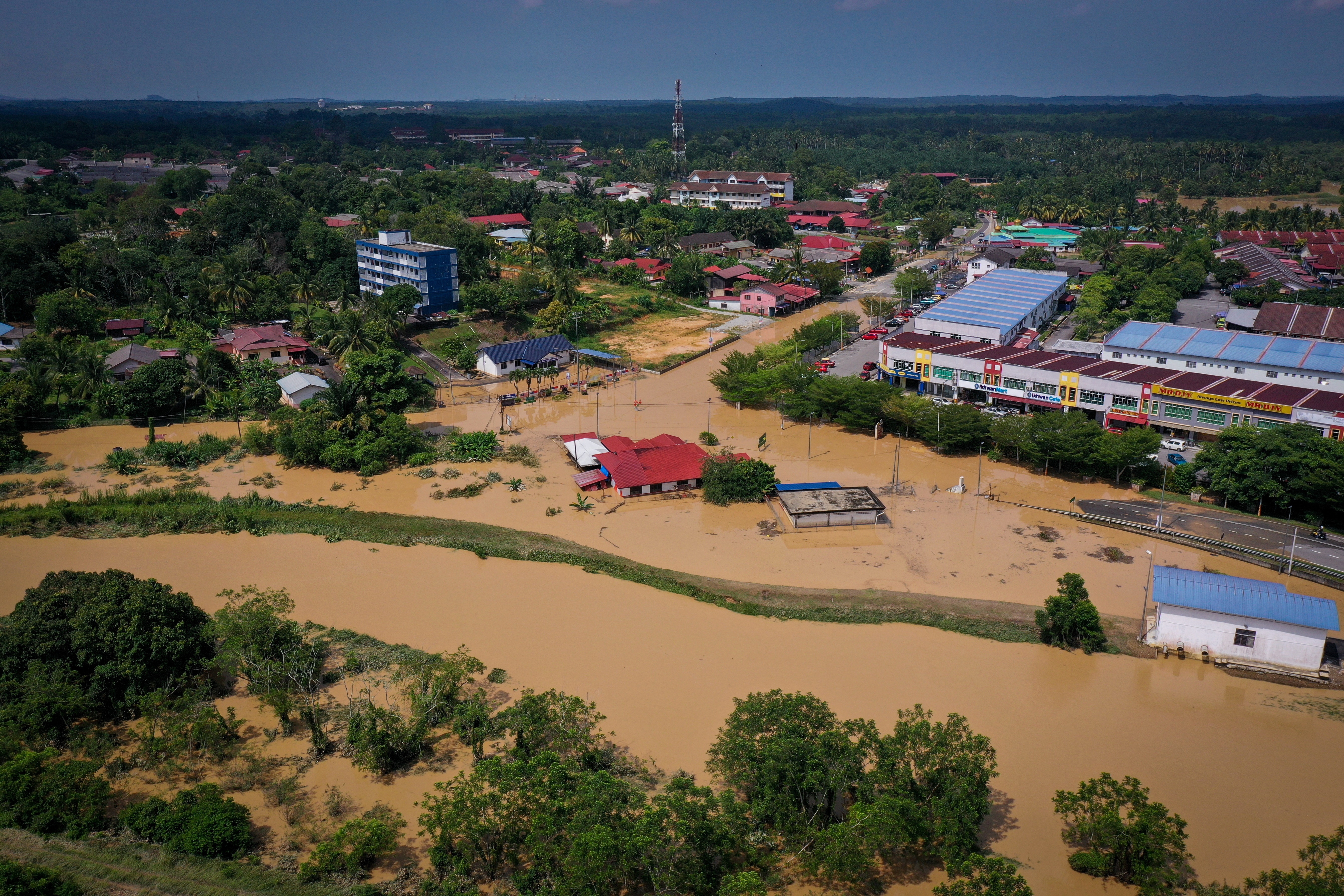 Mangsa banjir Alor Gajah terus menurun, tiada jalan utama ditutup
